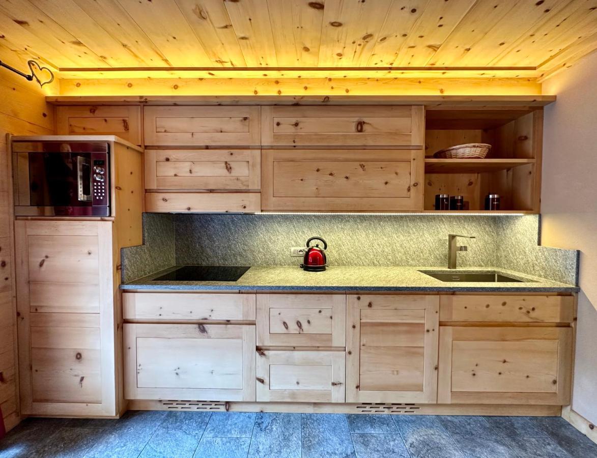 Al Bait Del Legn Apartment Bormio Luaran gambar