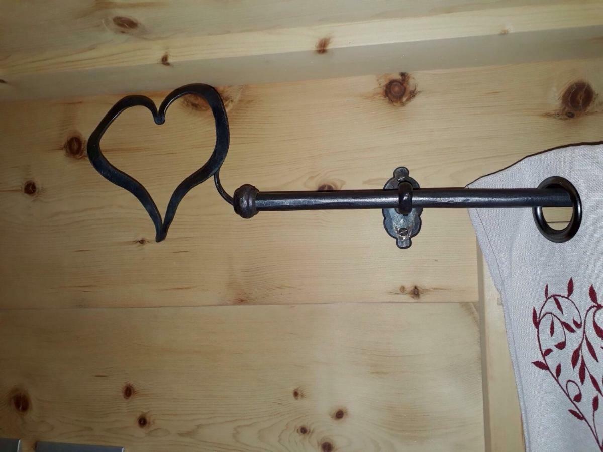 Al Bait Del Legn Apartment Bormio Luaran gambar